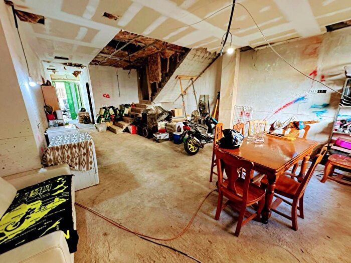 Casa en venta de 5 habitaciones en Llevant, La Soledat Sud