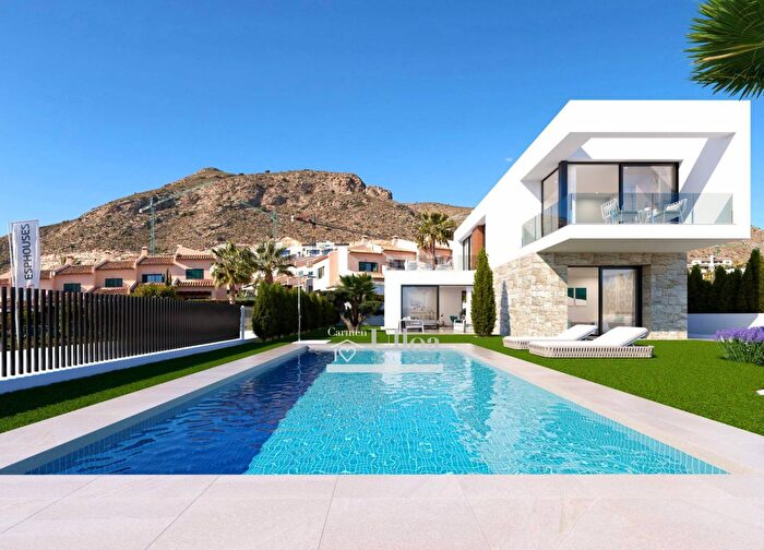Casa en venta de 3 habitaciones en Comunitat Valenciana, Alicante