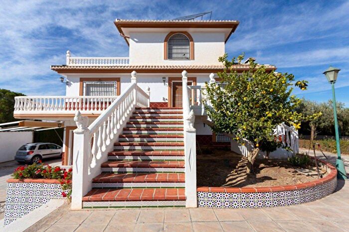 Andalucía, Granada: Casa en venta de 5 habitaciones
