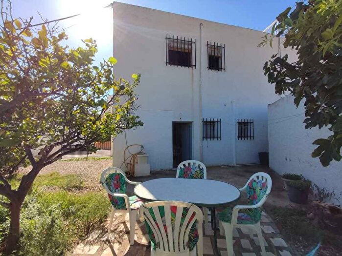 Casa de 3 habitaciones en venta en Andalucía, Almería
