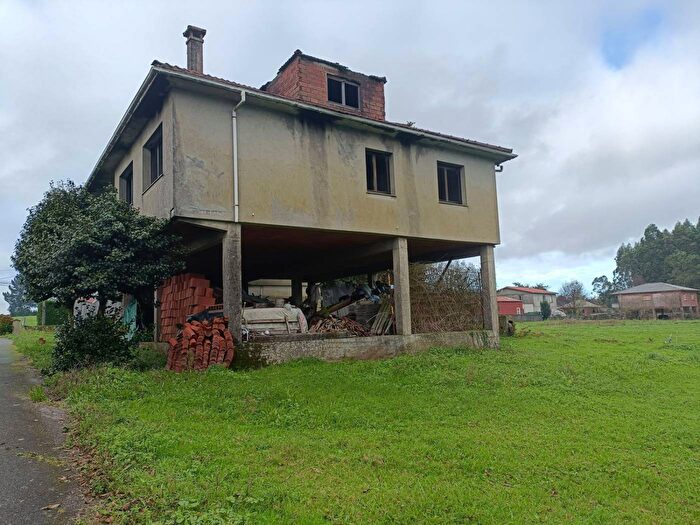 Casa en venta de 5 habitaciones, Galicia, A Coruña