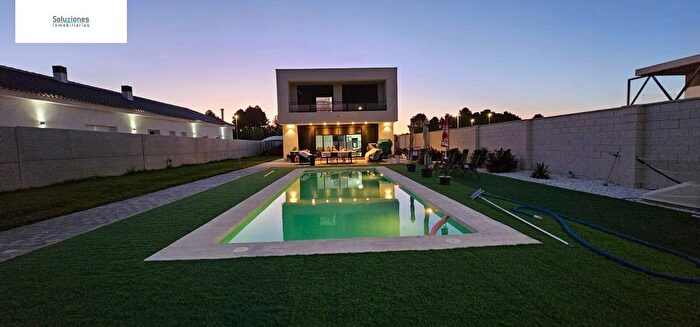 Castilla La Mancha, Albacete: Casa en venta de 5 habitaciones