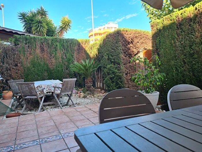 Casa en venta de 4 habitaciones en Comunitat Valenciana, Alicante