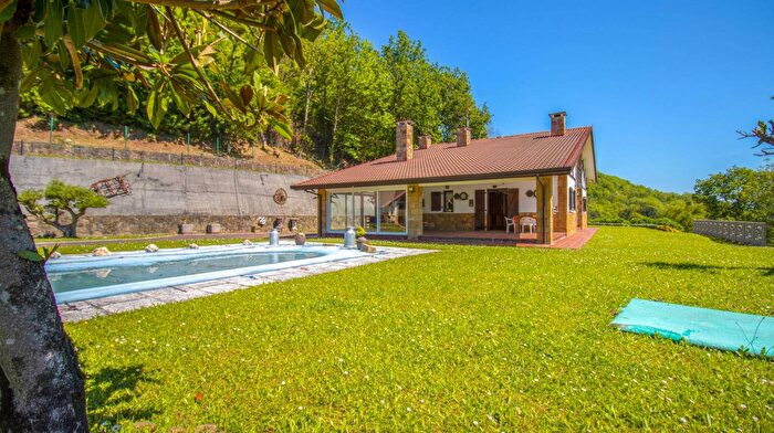 Casas en venta y pisos alquiler - 2