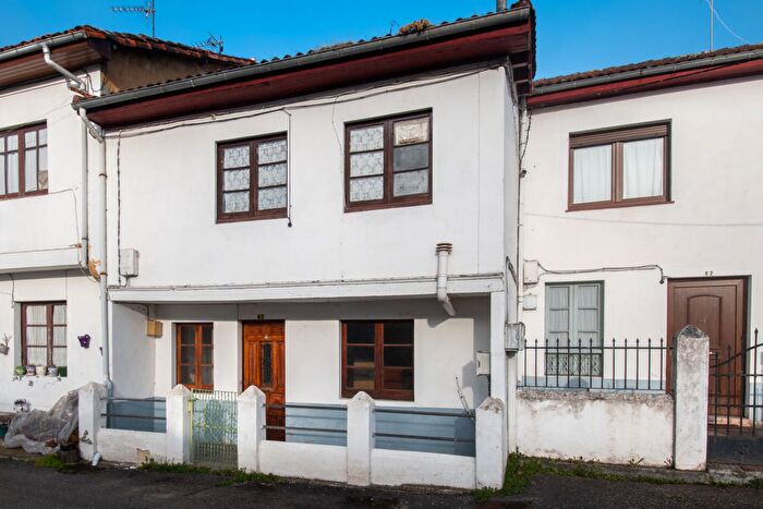 Nava, Asturias: Casa en venta de 2 habitaciones