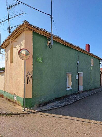 Castilla y León, León: Casa en venta de 3 habitaciones