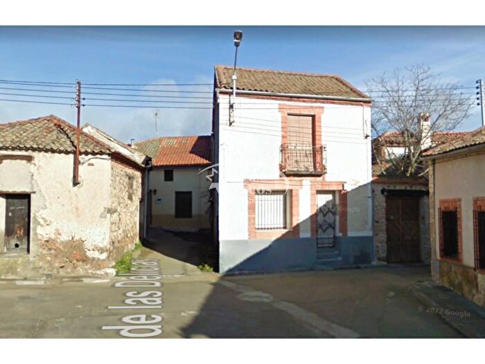Casa de 3 habitaciones en venta en Castilla y León, Segovia