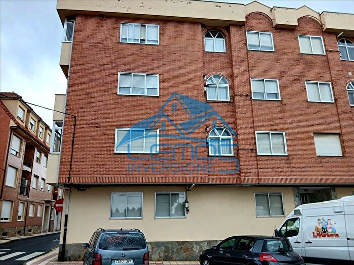 Piso en venta de 2 habitaciones, Valverde de la Virgen, León