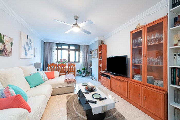 Piso de 3 habitaciones en venta en Centro, Perchel Sur Plaza de Toros Vieja