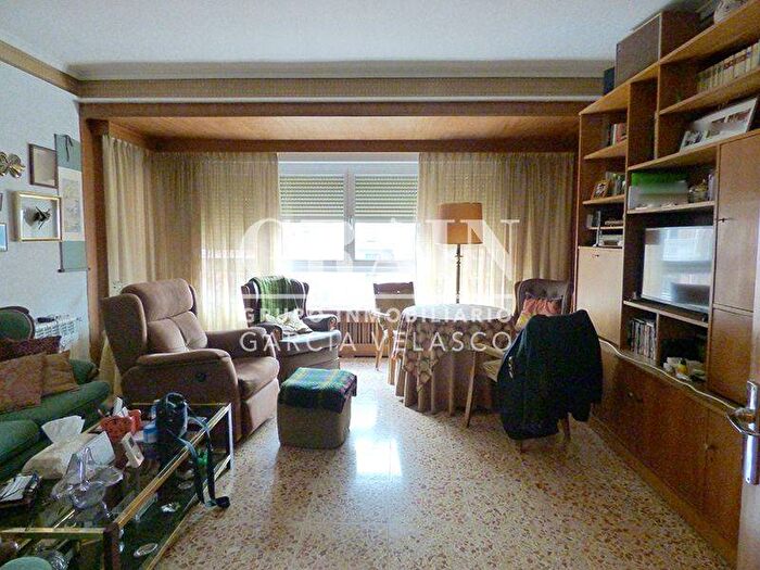 Piso de 5 habitaciones en venta en Castilla La Mancha, Albacete