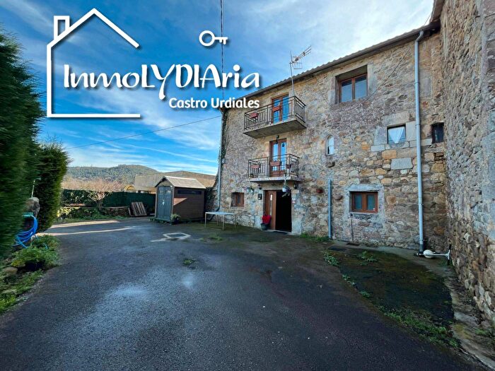 Cantabria, Cantabria: Casa en venta de 4 habitaciones
