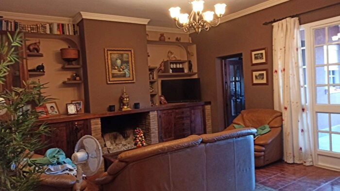 Casa en venta de 4 habitaciones, Almadén de La Plata, Andalucía