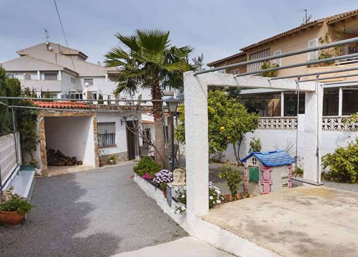Casa en venta de 3 habitaciones en Comunitat Valenciana, Alicante