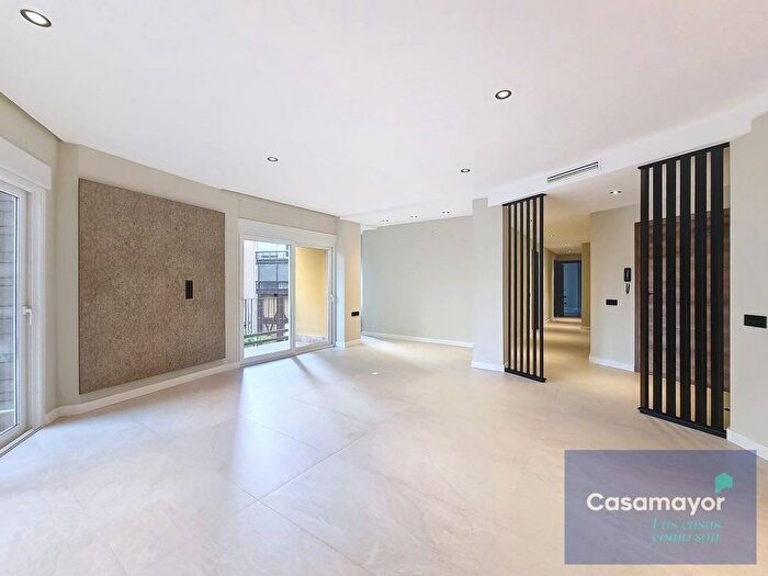 Piso de 3 habitaciones en venta en Comunitat Valenciana, Alicante