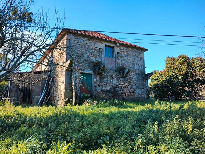 Casa en venta en Vilarmaior, A Coruña