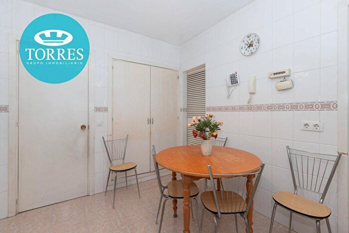 Andalucía, Málaga: Piso en venta de 5 habitaciones