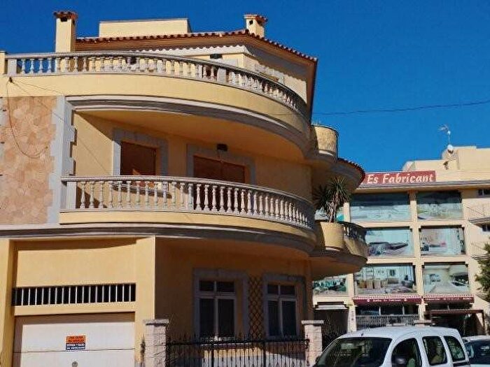 Casas en venta y pisos alquiler - 3