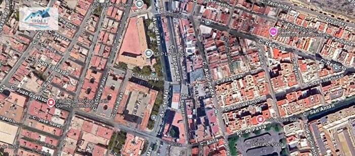 Casas en venta y pisos alquiler - 3