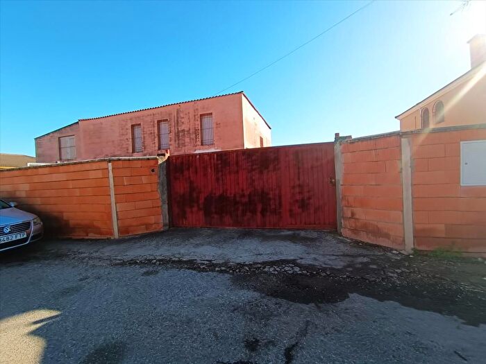 Casa en venta de 4 habitaciones: PonienteSur, Ciudad Jardín Zoco