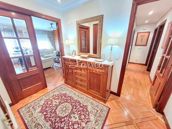 Piso de 3 habitaciones en venta en País Vasco, Vizcaya Bizkaia