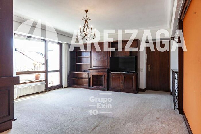 Casas en venta y pisos alquiler - 2