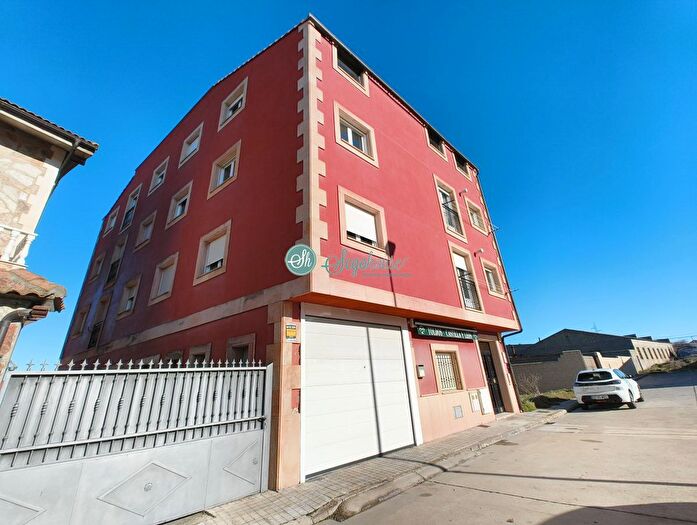 Piso en venta de 2 habitaciones: Cantalejo, Segovia