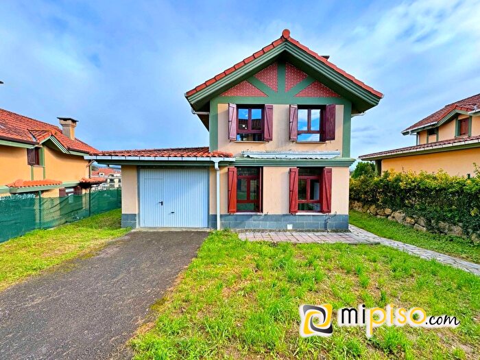 Bárcena de Cicero, Cantabria: Casa en venta de 4 habitaciones