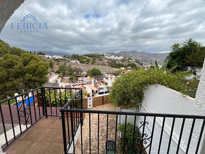 Casa en venta de 3 habitaciones, Velilla Velilla Taramay, Almuñécar