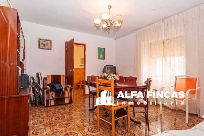 Casas en venta y pisos alquiler - 2