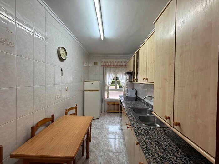 Piso de 3 habitaciones en venta en Principado de Asturias, Asturias