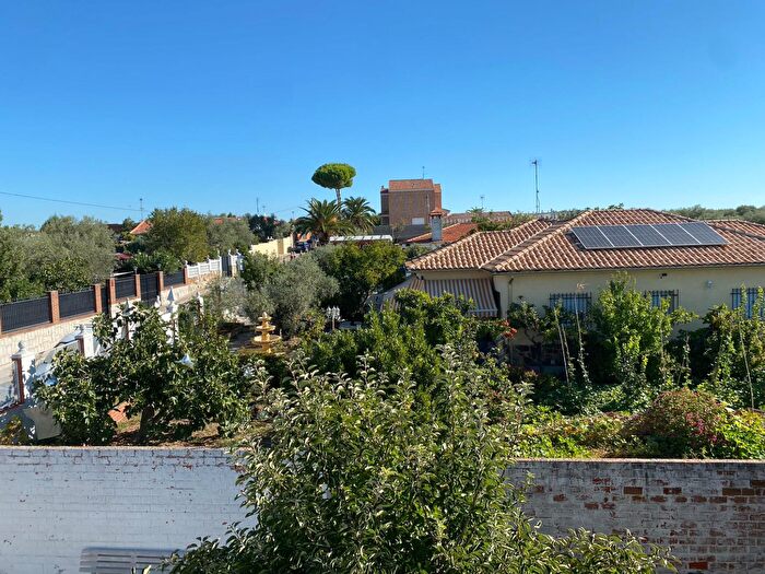 Casa de 5 habitaciones en venta en Yuncos, Toledo
