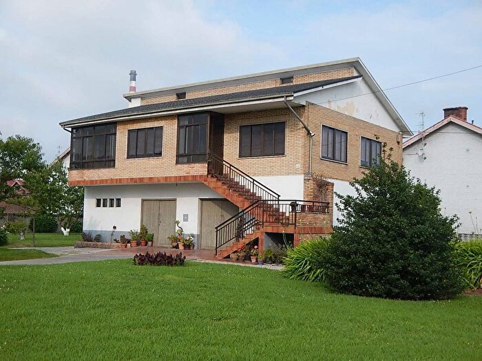 Cantabria, Cantabria: Casa en venta de 4 habitaciones