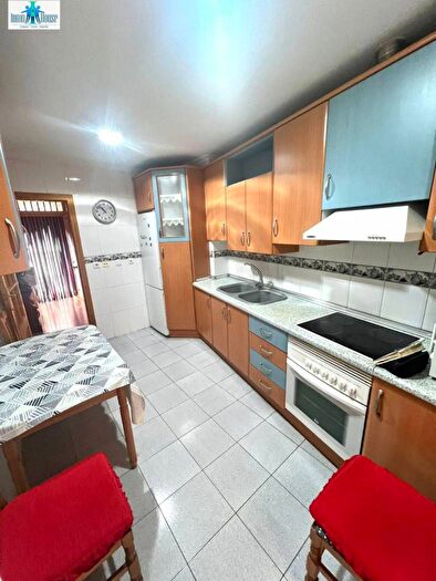 Castilla La Mancha, Albacete: Piso en venta de 4 habitaciones