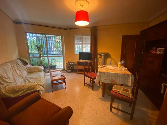 Andalucía, Sevilla: Piso en venta de 3 habitaciones