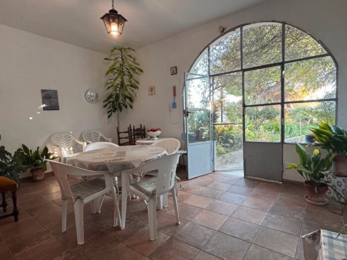 Casa en venta de 4 habitaciones: Benissa pueblo, Benissa