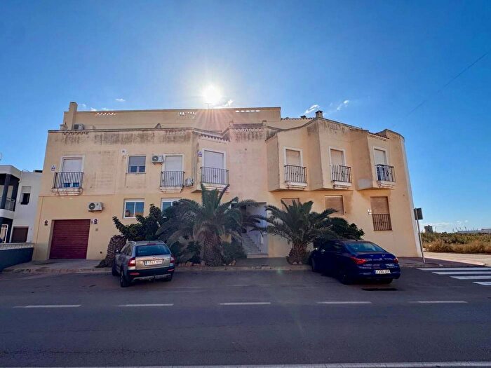 Piso de 2 habitaciones en venta en Andalucía, Almería