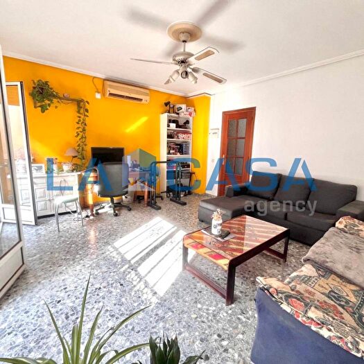Piso en venta de 4 habitaciones: Andalucía, Sevilla