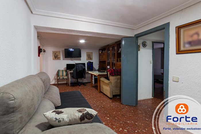 Piso en venta de 2 habitaciones, Sur, Sector Sur