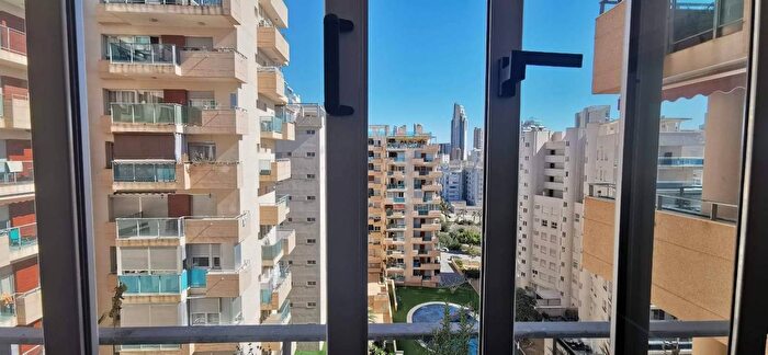 Piso de 2 habitaciones en venta en Comunitat Valenciana, Alicante