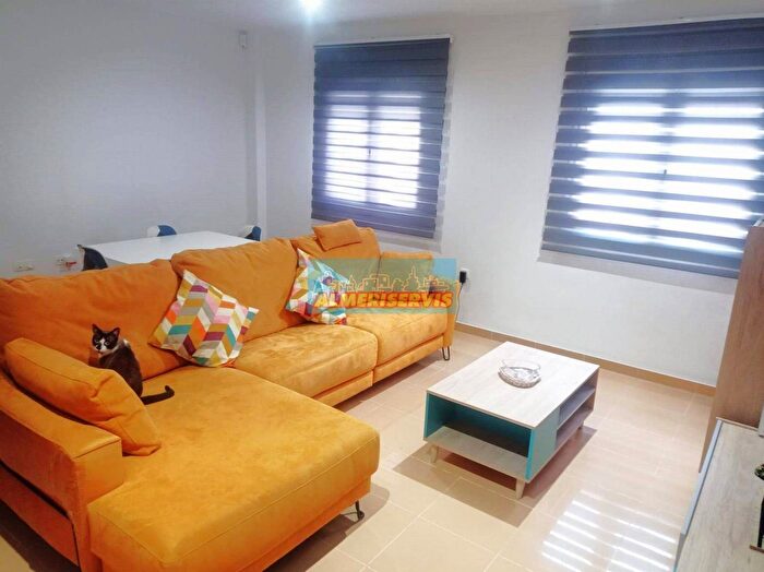 Piso en venta de 3 habitaciones en Andalucía, Almería