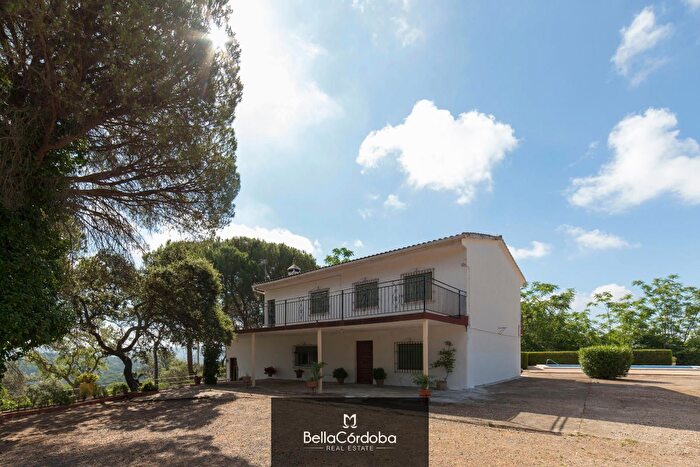 Periurbano Oeste Sierra, Santa Maria de Trassierra: Casa en venta de 9 habitaciones