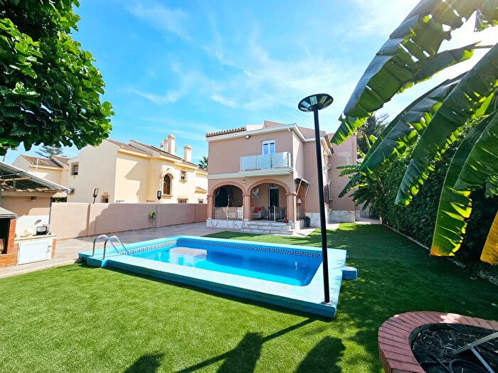 Casa en venta de 6 habitaciones: Churriana, Guadalmar
