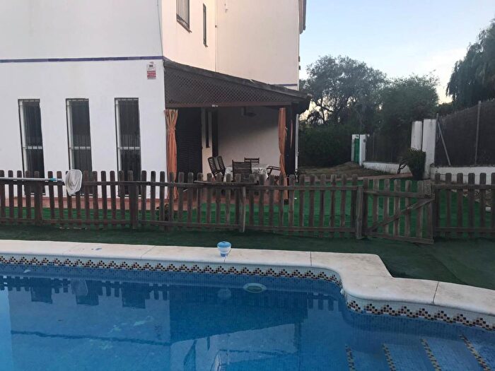 Casa de 3 habitaciones en venta en Andalucía, Sevilla