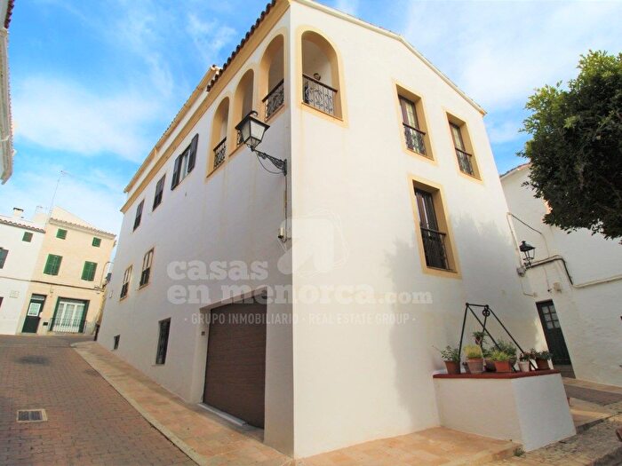 Casa de 5 habitaciones en venta en Alaior poble, Alaior