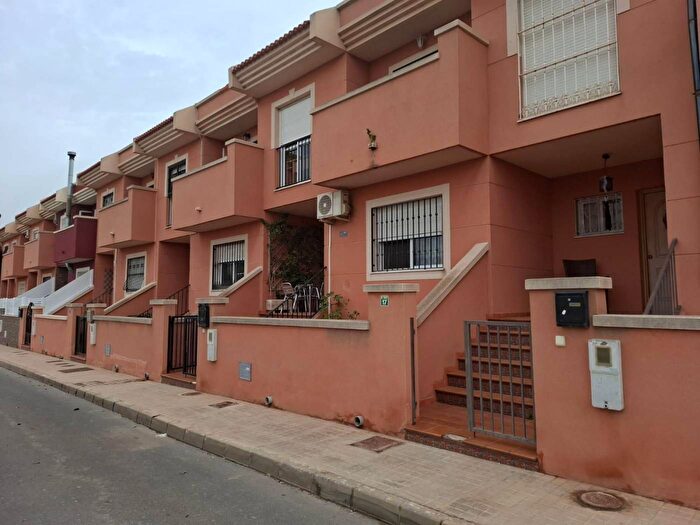 Piso en venta de 4 habitaciones en Andalucía, Almería
