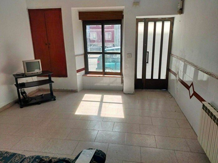 Castilla y León, León: Casa en venta de 5 habitaciones