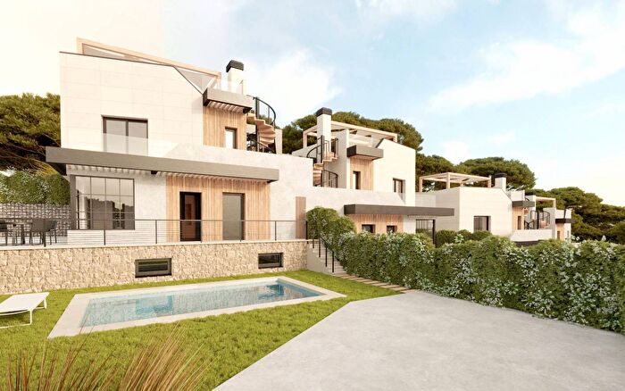 Casa de 3 habitaciones en venta en Comunitat Valenciana, Alicante