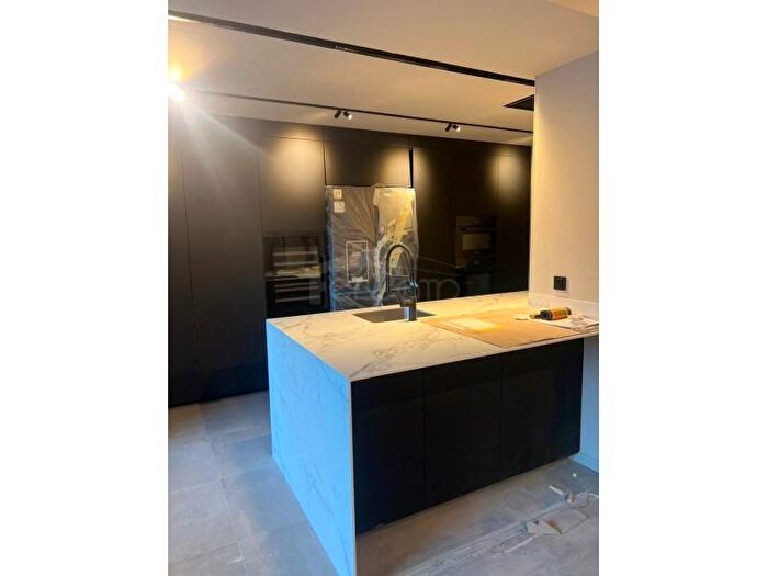 Casa de 3 habitaciones en venta en Andorra, Andorra