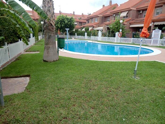 Casa en venta de 5 habitaciones en Comunitat Valenciana, Alicante