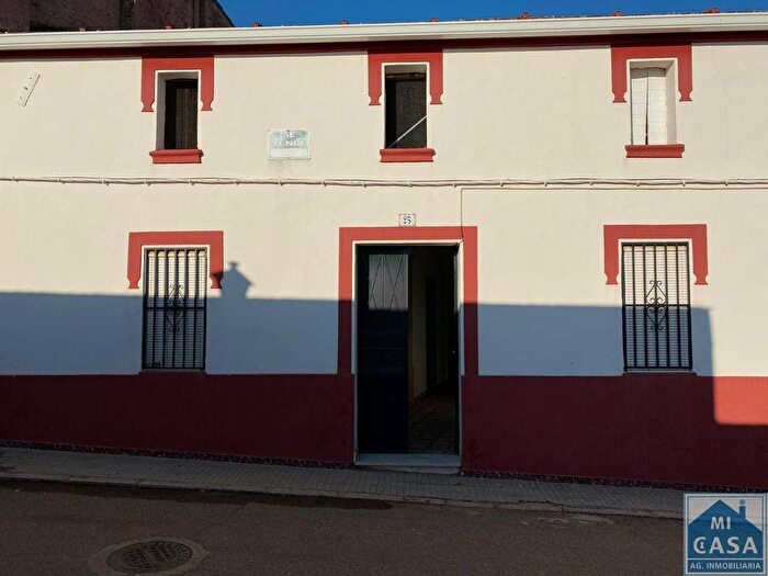 Casa en venta de 4 habitaciones en Extremadura, Badajoz